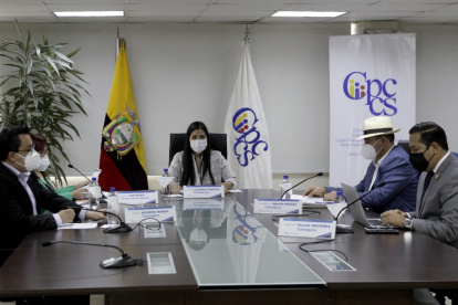 Situación. Como ha sido la tónica del CPCCS, independientemente de sus integrantes, existe discrepancias al interior del organismo.