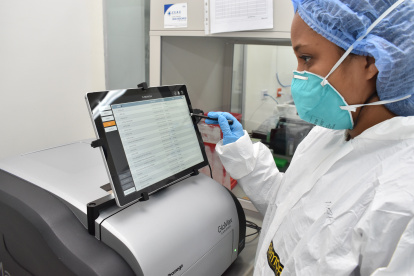 El Instituto Nacional de Salud Pública e Investigación (INSPI), lidera la red de vigilancia genómica del país, que incluye procesos de secuenciación.