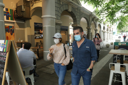 Calle Panamá, un punto gastronómico de la ciudad donde disfrutar de buena comida por las fiestas julianas.