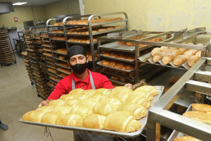 Los panaderos analizan un ajuste por los altos costos.