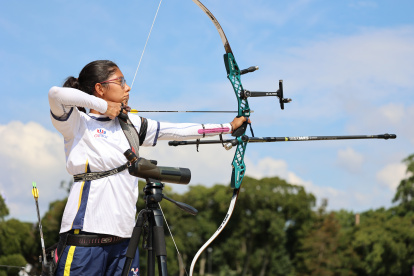 La tiradora con arco ecuatoriana sumó en la primera ronda 606 puntos que le permitieron avanzar hasta la ronda de este 28 de julio, a las 05:00.