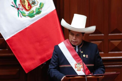 El presidente Castillo es incluido en las oraciones de los evangélicos de su país.