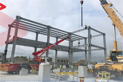 La obra del hospital avanza en un 18 % al momento.