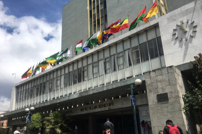 El Banco Central retuvo los bonos de deuda interna.