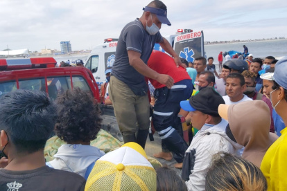 En el último asalto, un pescador murió. Los piratas lo hirieron.