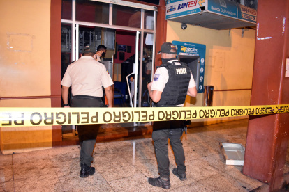 Instante en que llegaron las autoridades al sitio afectado.