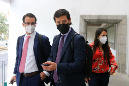 Defensa. José Luis Ortiz y Pablo Encalada, defensores de los procesados por la exigencia de supuestas coimas.