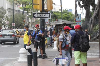Hubo poca presencia de vendedores informales esta mañana.