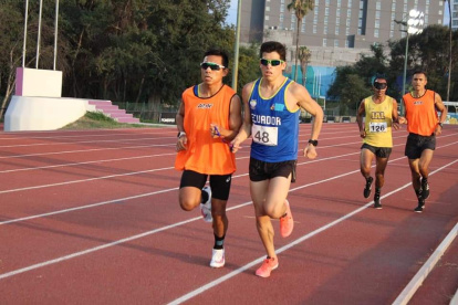 Darwin Castro y Sebastián Rosero.