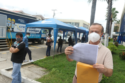 CLIENTES DE CNEL, ACUDEN DIARIAMENTE A REALIZAR RECLAMOS POR SUPUESTOS COBROS EXAGERADOS EN SUS PLANILLAS DE CONSUMO ELÉCTRICO