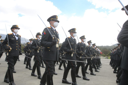 Acto. La ceremonia se realizó en la Escuela Superior Militar Eloy Alfaro de Parcayacu.