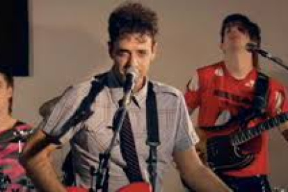 Gustavo en una imagen del material inédito que hoy fue lanzado.