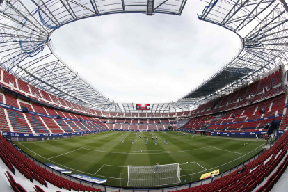 Imagen del estadio de El Sadar de Pamplona sin público.