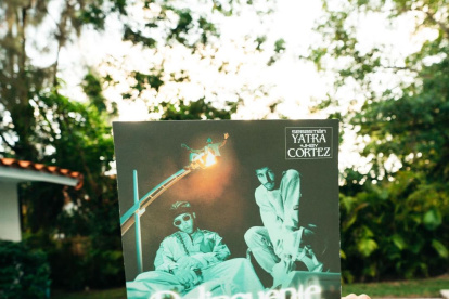 Ahora, siguiendo la misma línea del reggaeton, se unió junto al puertorriqueño Jhay Cortez para presentar Delincuente.