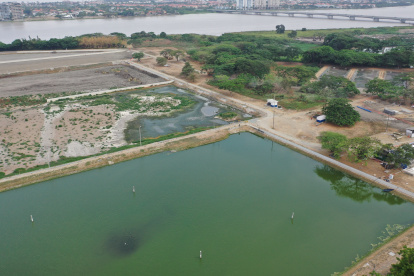 Sitio. La autoridad dijo que la planta de las lagunas trabaja en su máxima capacidad. Los malos olores siguen.