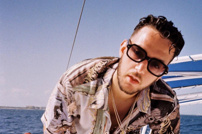 El fin de semana, C. Tangana y Ester Expósito se convirtieron en trending topic en Twitter en España ya que hubo muchísimas reacciones sobre el hecho.