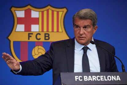 El presidente del FC Barcelona, Joan Laporta, dio una rueda de prensa para explicar la economía del club.
