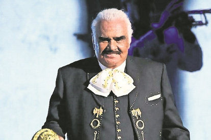 Vicente Ferández es uno de las últimas leyendas vivientes de la música ranchera.