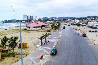 En la imagen, la segunda fase del malecón recién inaugurado en Playas.