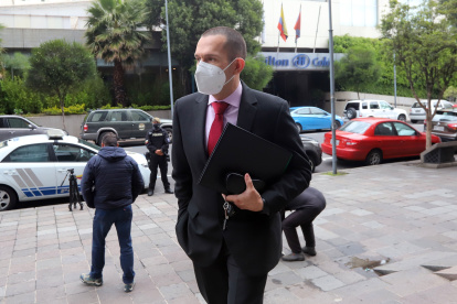 Abogado de Teodoro Calle.