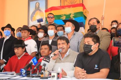 Los dirigentes indígenas y sindicales se reunieron este 18 de agosto en Quito para reactivar el Parlamento de los Pueblos y Organizaciones Sociales.