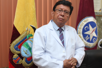 Su vocación de servicio no se limita a la Medicina. El doctor Salas también entrega su tiempo a la pastoral rural de su iglesia.