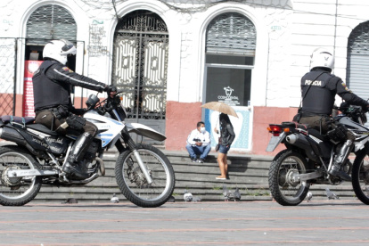 Patrullajes. La vigilancia en el Centro Histórico de la capital se reforzó con la presencia de 70 policías en moto.
