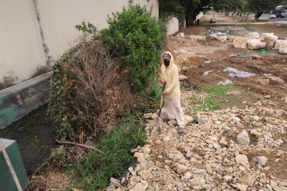 05082021 El Tema es Denuncia aguas negras en vía a la costa 4 DE AGOSTO DEL 2021