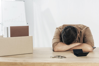 El desempleo es un factor de alerta para la salud emocional.