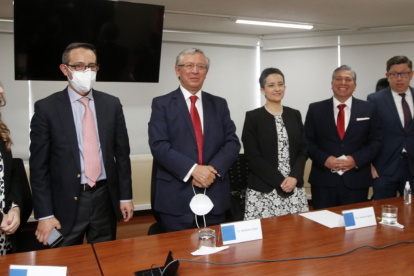 Posesión. La Comisión Calificadora está conformada por seis personas propuestas por las funciones Ejecutiva, Legislativa y de Transparencia.