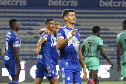 Emelec superó en primer tiempo a Olmedo.