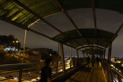 Hecho. Así es el panorama de la mayoría de puentes de la vía Perimetral.