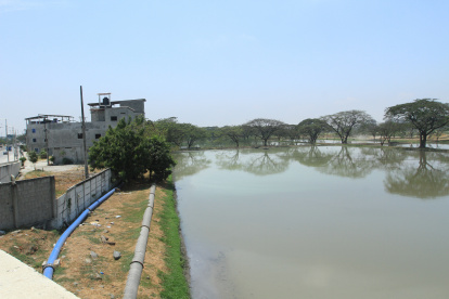 Las lagunas. Los malos olores se perciben hasta en La Puntilla.