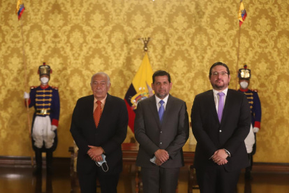 Acto. El presidente posesionó a tres nuevos miembros de su gabinete ministerial.