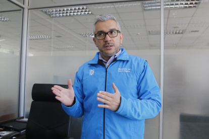 Perfil. Miguel Moreira es neumólogo especializado en trasplante de pulmón. Fue gerente encargado del hospital Carlos Andrade Marín.