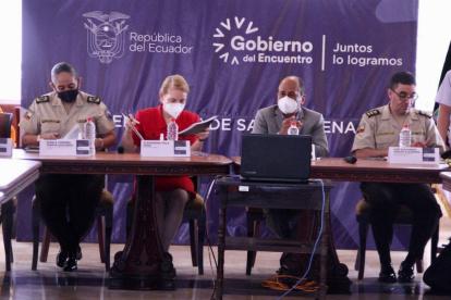 Cita. La ministra de Gobierno, Alexandra Vela, encabezó la reunión.