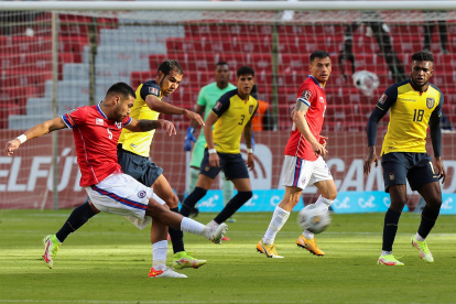 En la fecha pasada de las eliminatorias para el Mundial 2022, la selección de Ecuador empató (0-0) ante Chile. Hoy la Tri acumula 13 puntos en la tabla de posiciones y va en busca de seguir sumando ante Uruguay.
