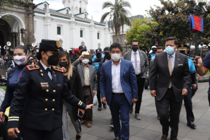Agenda. Jorge Yunda recorrió el Centro Histórico ayer por la mañana.