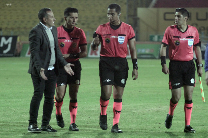 Los árbitros profesionales del Ecuador mantenían su postura de no pitar en la LigaPro.