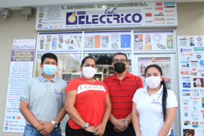 Andrea Canales Ayoví ha logrado afianzar su emprendimiento en el sector de la vía a la Costa.