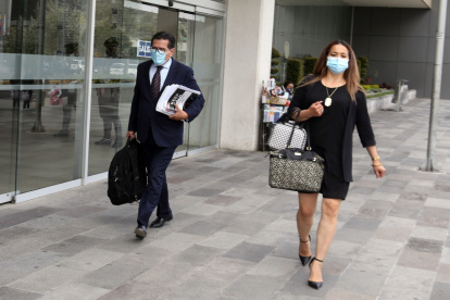 Defensores. El abogado José Moreno, durante su asistencia a una de las diligencias convocadas en el Complejo Judicial Norte de la capital.