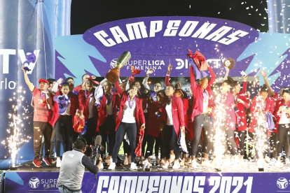 Deportivo Cuenca ganó su segunda Superliga femenina.