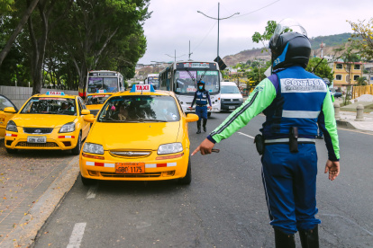 Hecho. El control se ejecutó en la avenida Barcelona, al sur de Guayaquil.
