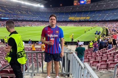 Luis Mejía, de 29 años, cumplió su sueño de ver al Barcelona en el Camp Nou.