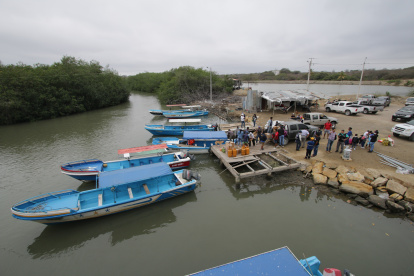 Entrada. Uno de los ingresos a la Isla Puná es la comuna Bellavista, donde se llega en lancha desde Posorja. Los pobladores aseguran que el lugar es tranquilo, pero inquietante por la piratería.