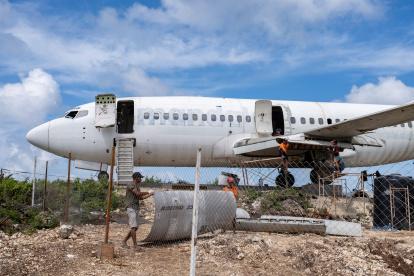 Plan. Esta nave será convertida en una atracción turística, en Indonesia.