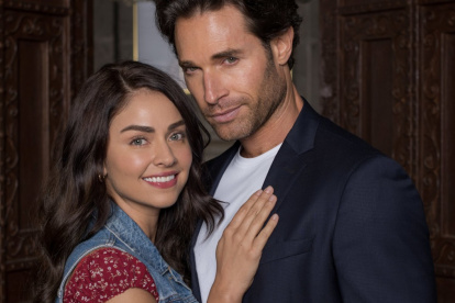 Claudia Martín y Sebastián Rulli, los nuevos protagonistas de la clásica telenovela de 1979.