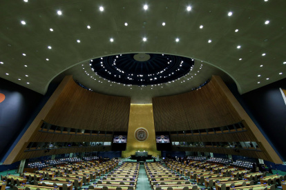 Vista del salón de la Asamblea General de la ONU vacía, este 20 de septiembre de 2021, antes del inicio de las sesiones de su edición 76, en Nueva York.
