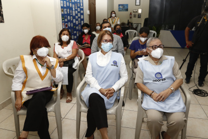 Representantes de un grupo de fundaciones acudieron a la presentación pública del manifiesto.