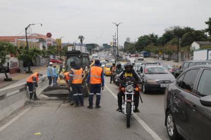 Así permaneció la avenida de Las Américas, alrededor de las 14:00 este martes.